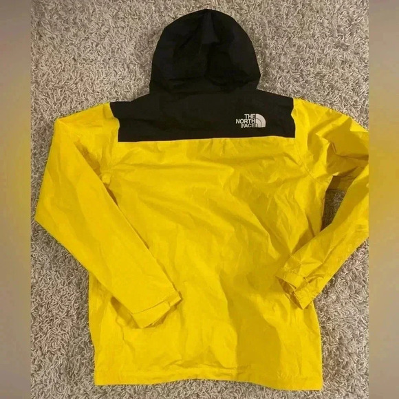 The north face rain jacket size SP - Picture 4 of 4